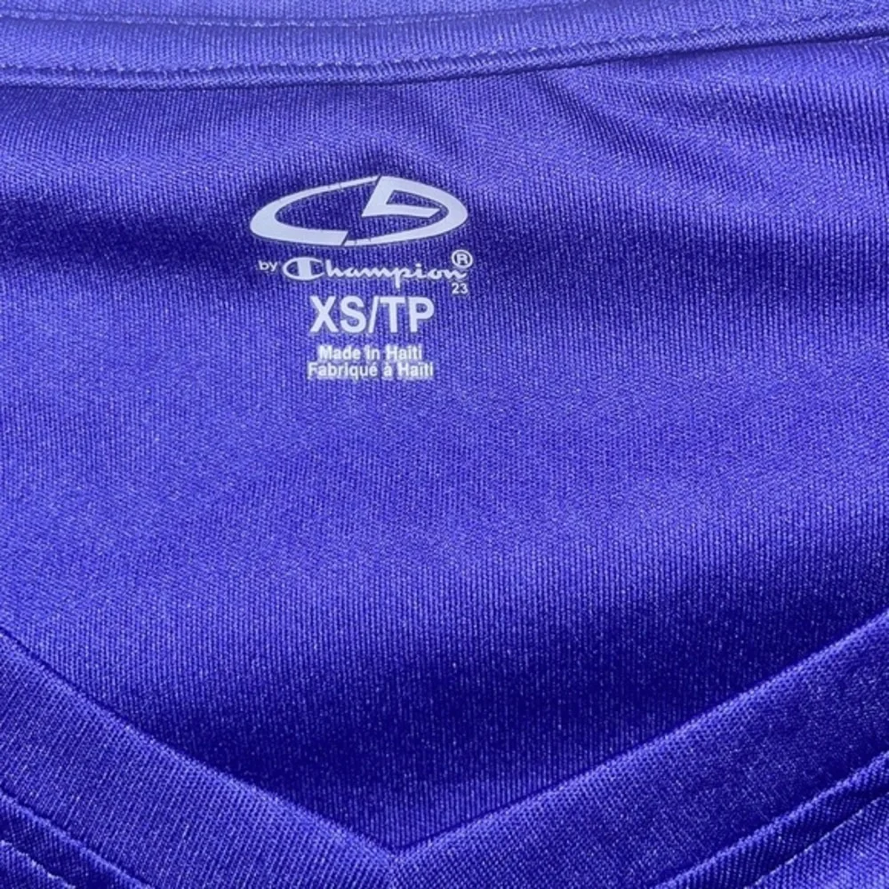 Girl's C9 by Champion Dark Purple Short Sleeve Knit T-Shirt Medium XS (4-5).